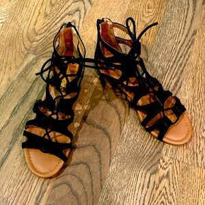 EUC Crown Vintage Gladiator Sandals